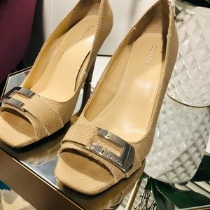 Calvin Klein heels size 6